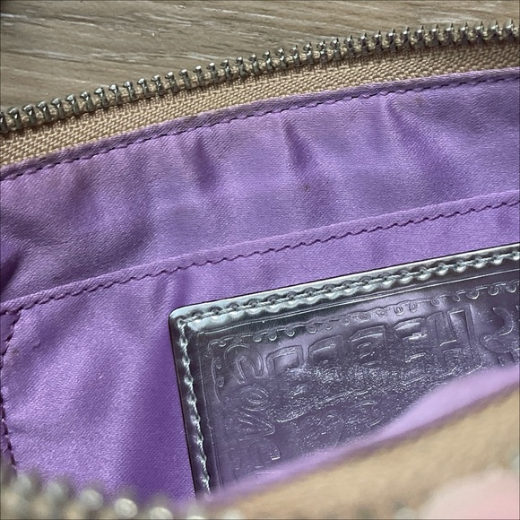 Coach Est. 1941 44088 Poppy Printed Handbag Gold Metallic Canvas Story patch - Picture 12 of 15